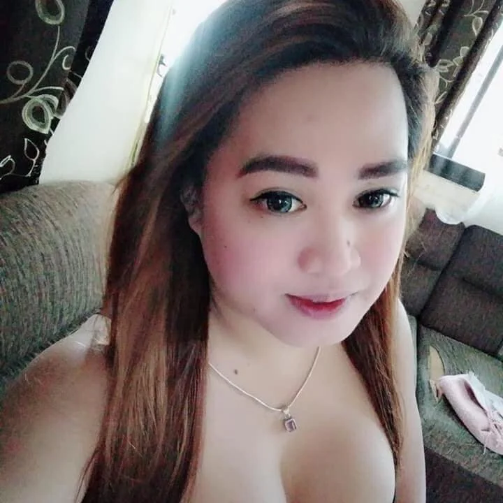 SexBomb_Vaklushi's Offline XXX Chat