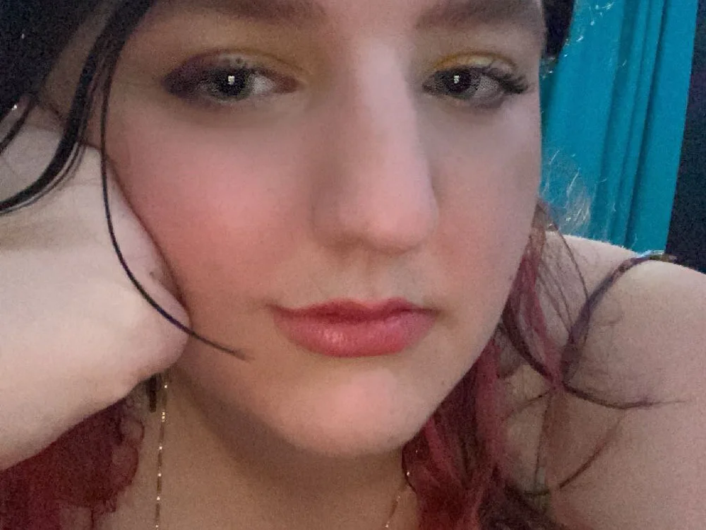 HazelHarpz offline chatrum