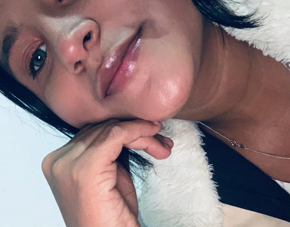 Andrea_Albarado Offline XXX Chat