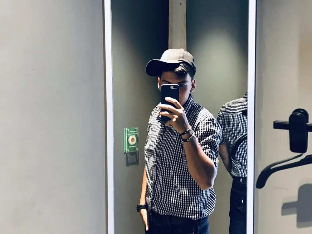 Offline XXX chat Nelson2004B