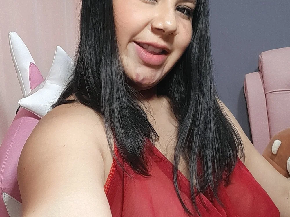 dalia_white22's Offline XXX Chat