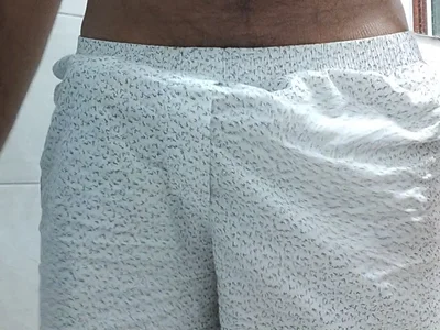 Indian_bull_in_uk Male Mobile Cam Strip