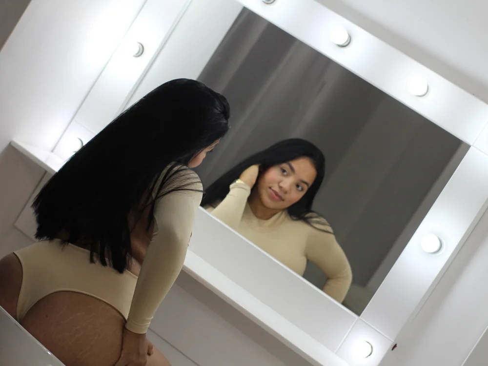 Carolina_Velezz's Offline XXX Chat