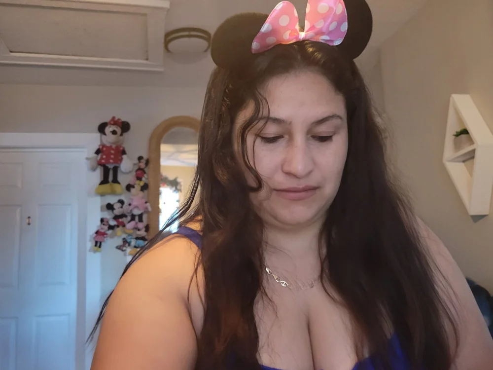 Viky504's Offline Chat Room