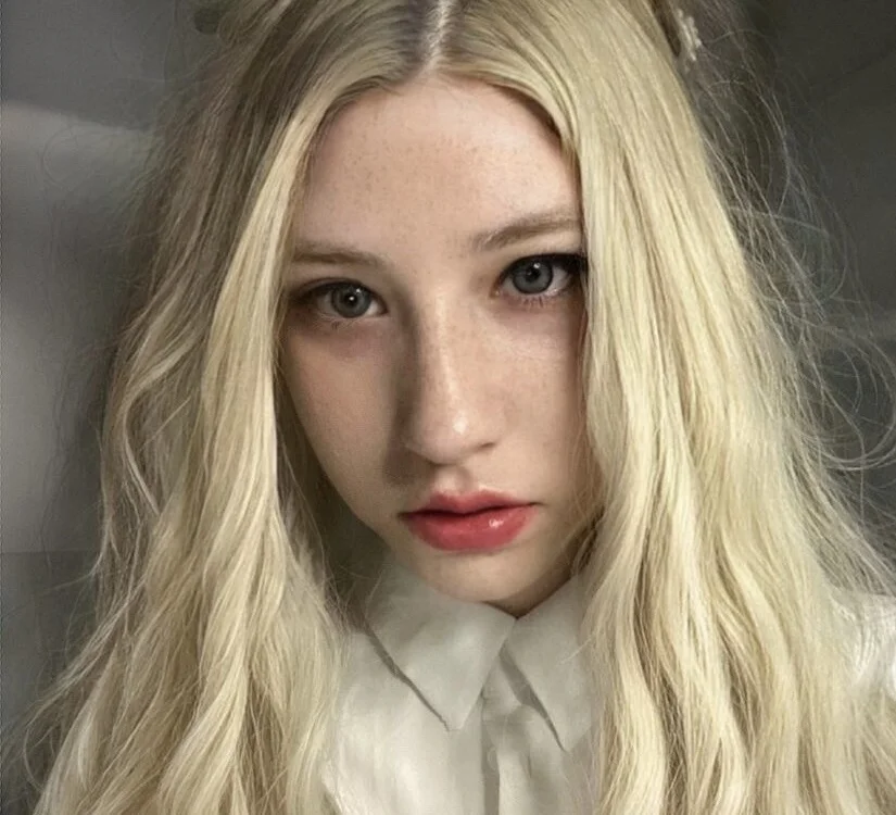 Mersedas00 offline XXX-chat