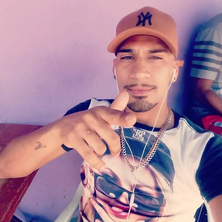 Chat XXX offline de adriabis013