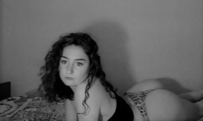 חדר צ'אט לא מקוון של Hott_Emma