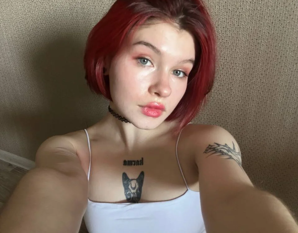 Chat +18 off-line de RinaCarter