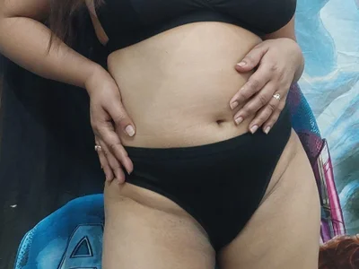 Nikkipunjaban Live Cam on StripChat