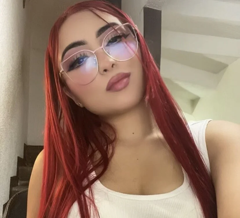 Vicky_Rousseau Offline XXX-Chat