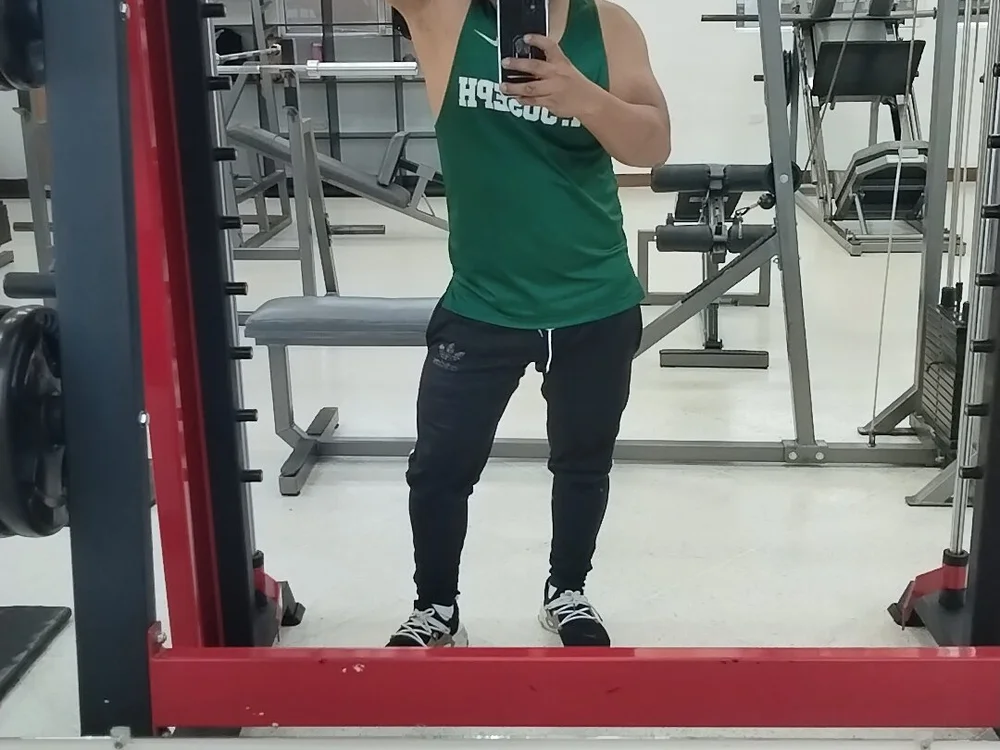 Luilly23567: συνομιλία ΧΧΧ εκτός σύνδεσης