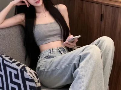 Yueyuezii - Girl 