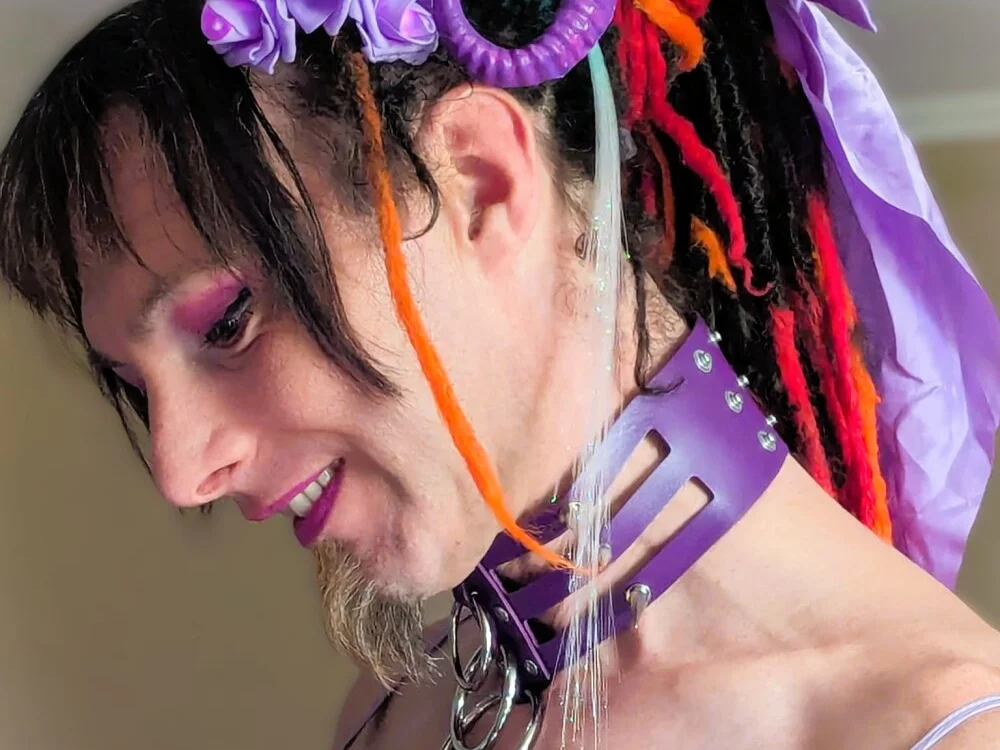 Jasmine_dlight Offline XXX-chat