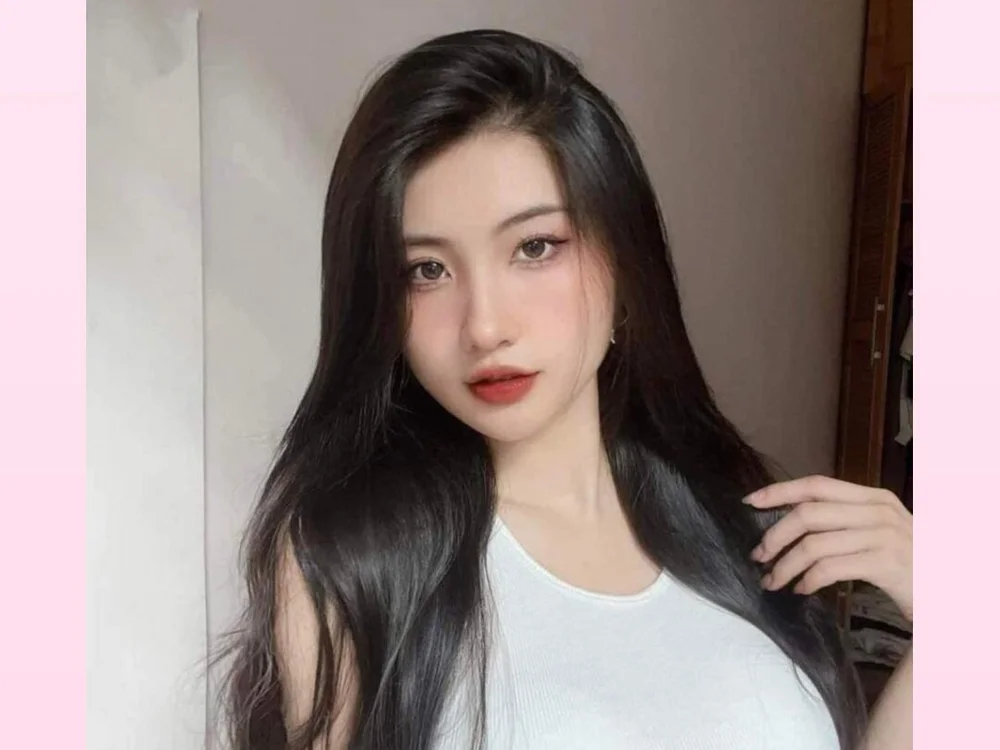 Hara_lusia83's Offline XXX Chat