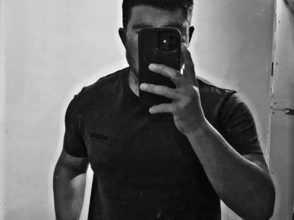 gallisky75's Offline XXX Chat