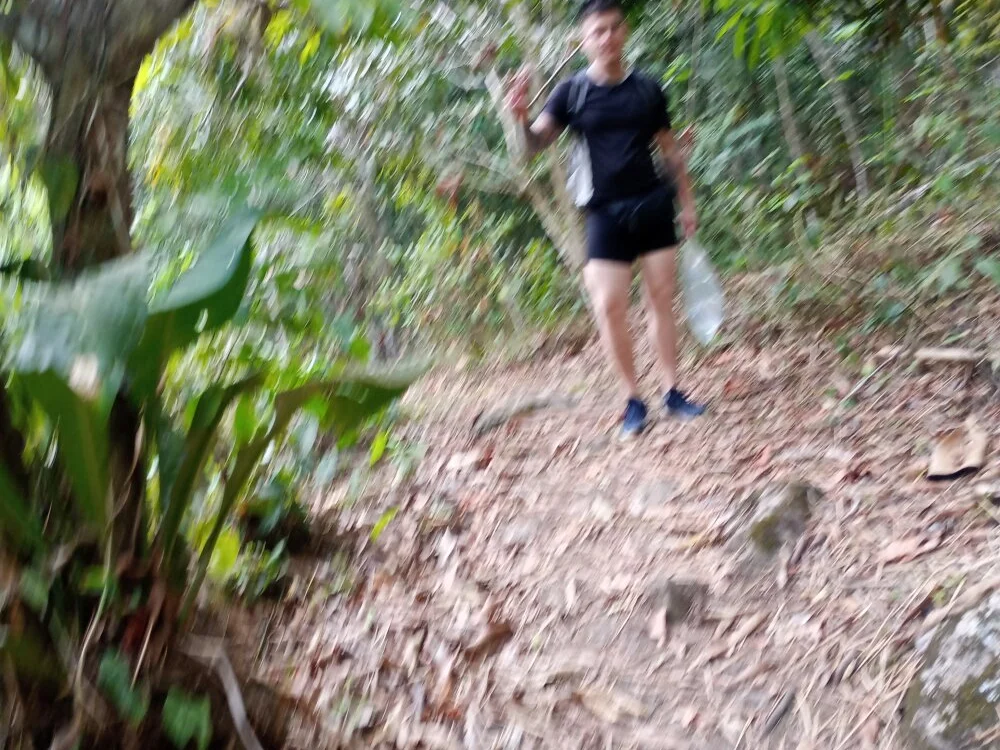 alienslian: συνομιλία ΧΧΧ εκτός σύνδεσης