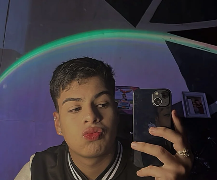 Patrick_Smith_ Obrolan XXX Offline