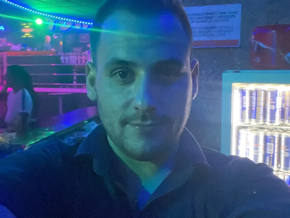 دردشة macho_991 الجنسية دون اتصال