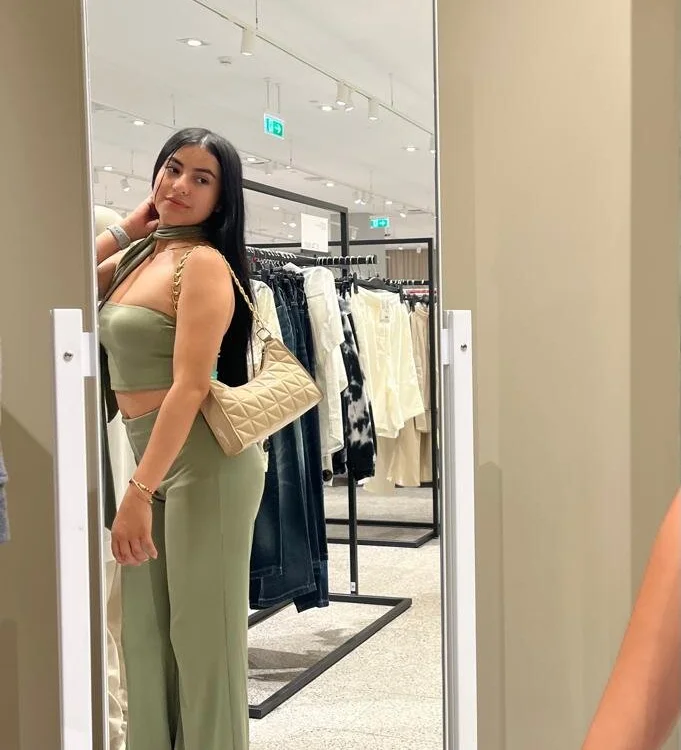 Karina_sweet1 Chat XXX offline