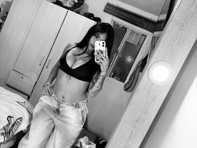 Sara_fernandez- Couple Mobile Cam Naked