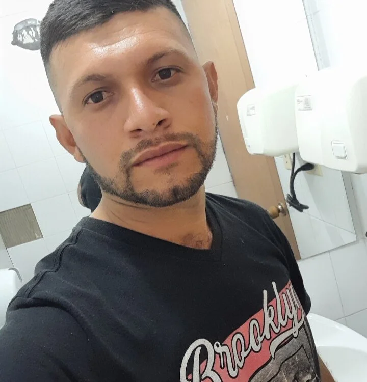 Offline chatovací místnost Javi0483
