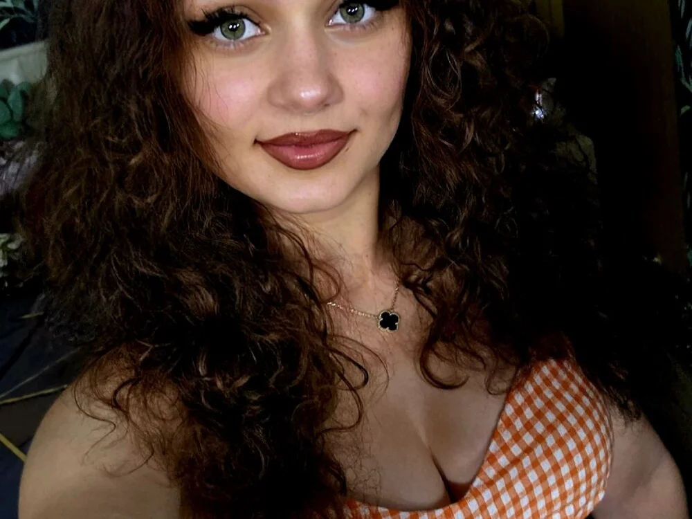 KatarinaHeaven's Offline Chat Room