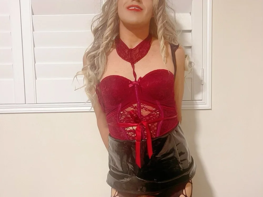 XxCandyTStyxX's Offline Chat Room