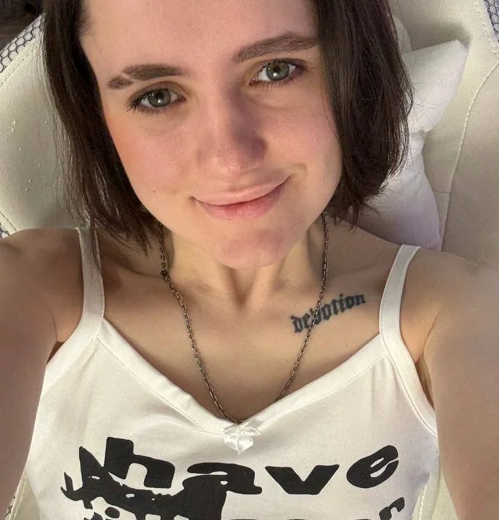 Luna_Loveee offline XXX-chatje