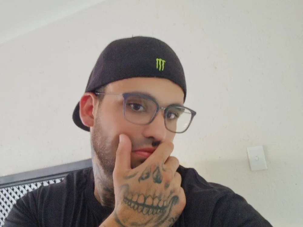 whatevermakesmecum offline chatrum