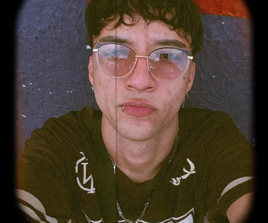 Chat +18 off-line de Liam_Brent