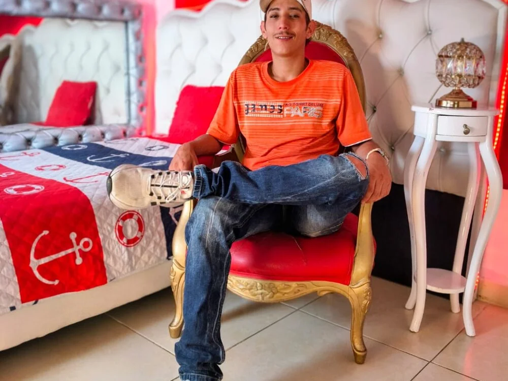 Bram_Duarte 離線 XXX 聊天