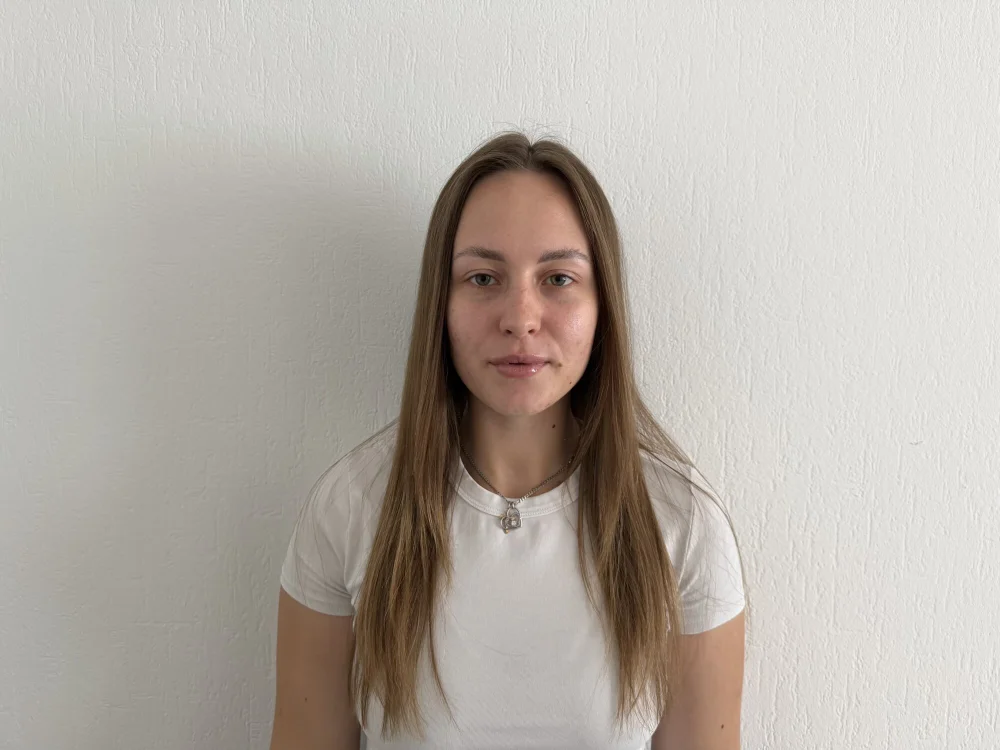 MarxRandahl Adlı Modelin Çevrimdışı Sohbet Odası