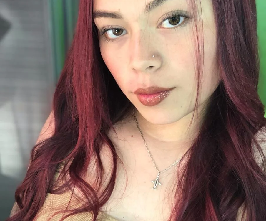 Miss_sharlott_ offline chatrum