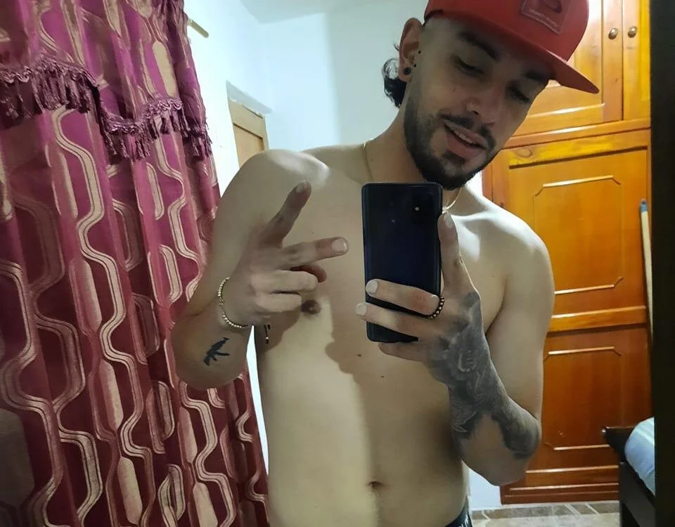 stiven_fox33's Offline XXX Chat