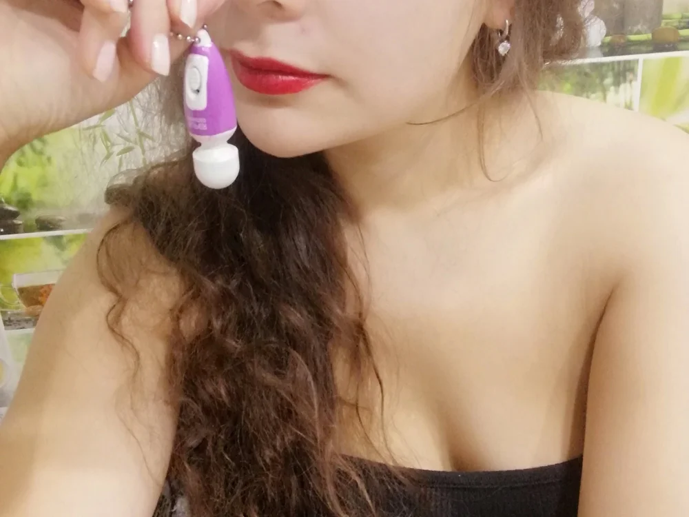 Offline chatovací místnost LillianAmaze