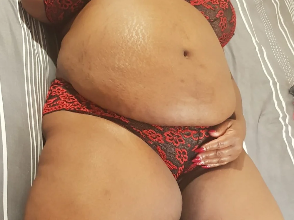 แชท XXX ออฟไลน์ของ MatureBoobsDiva