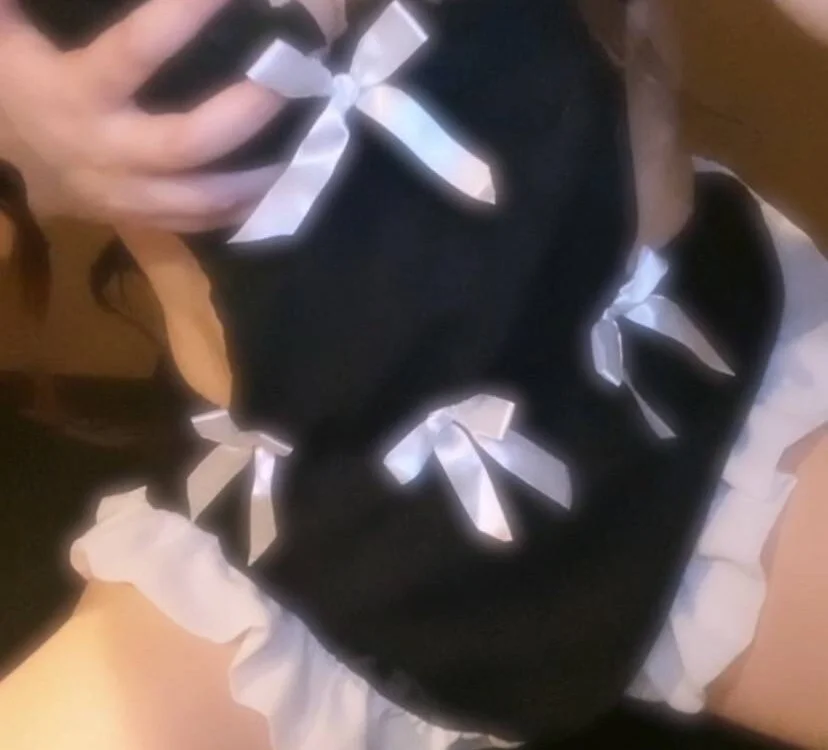 Pome_18_cute's Offline XXX Chat