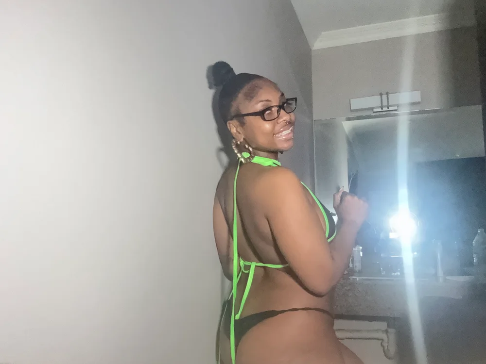 Chat +18 off-line de Cocochanel4567