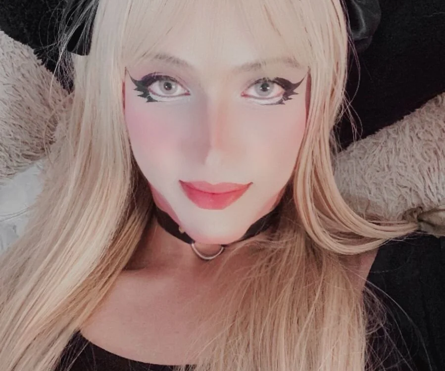 moonbunny_ Offline XXX-chat