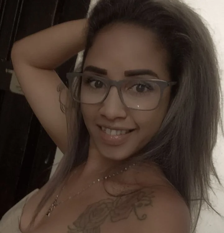 emi-hit's Offline Chat Room