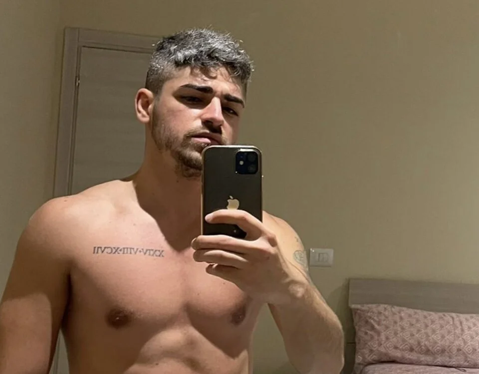 alexizz12372: συνομιλία ΧΧΧ εκτός σύνδεσης