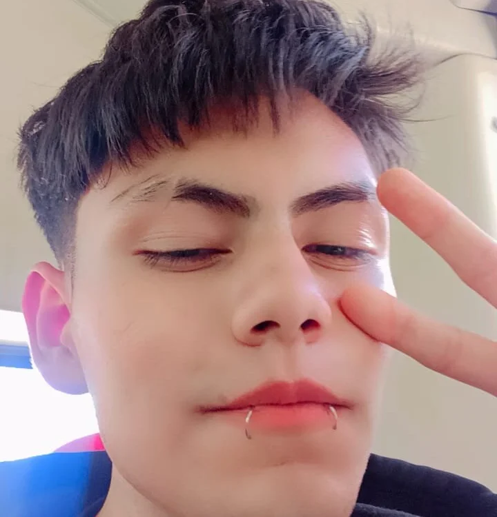adonis_clarkcm101 offline chatrum