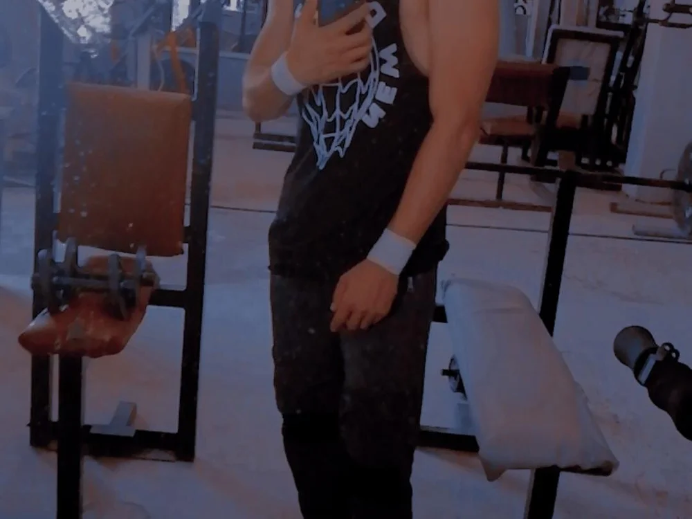 Santihot_33 cam model