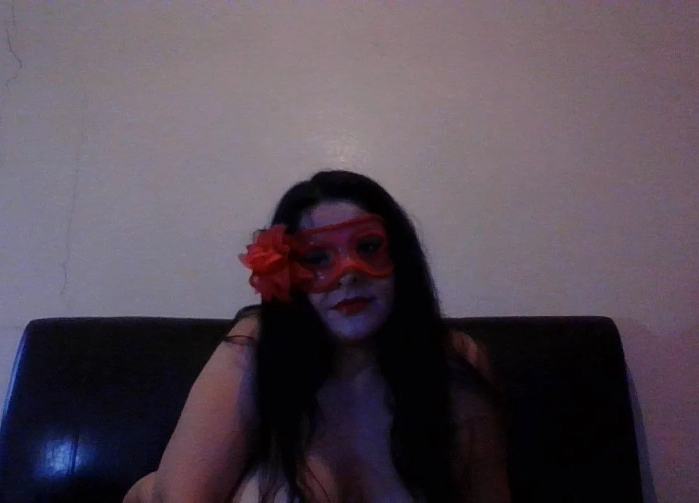 cleopatraDD's Offline Chat Room