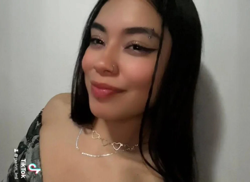 Dulce_Angelss' Offline XXX Chat