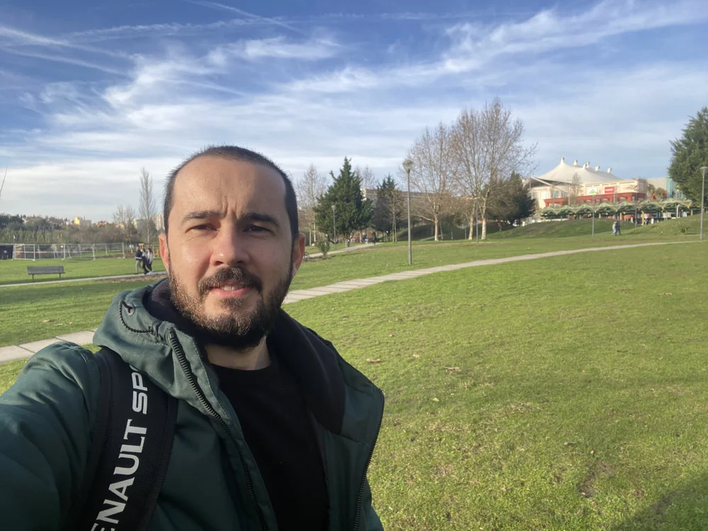 Jonathanagast – Offline chatovacia miestnosť