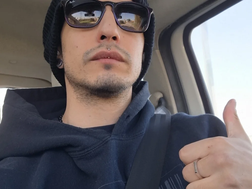xLevi's Offline Chat Room