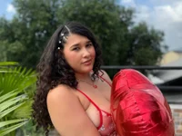 Chat +18 de Aisha-Ferrer ao vivo