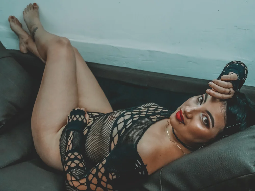 Vicky__ass' Offline Chat Room