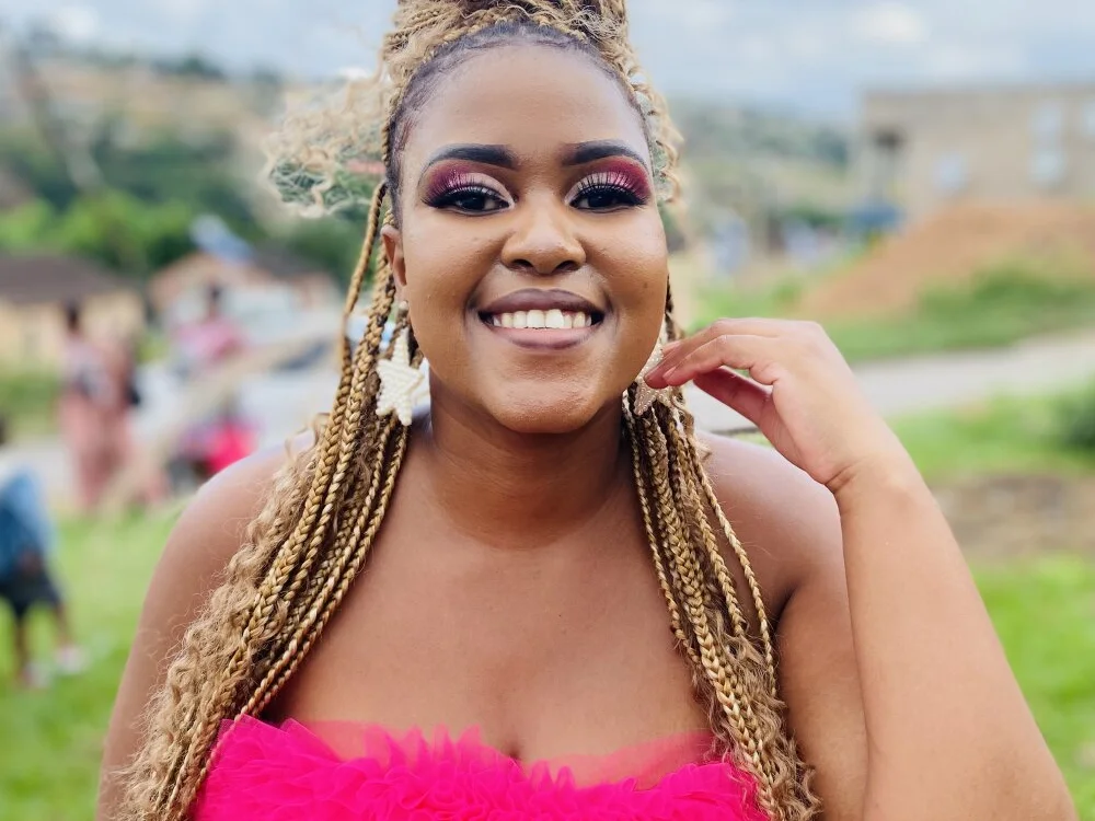 Sbusi13's Offline Chat Room